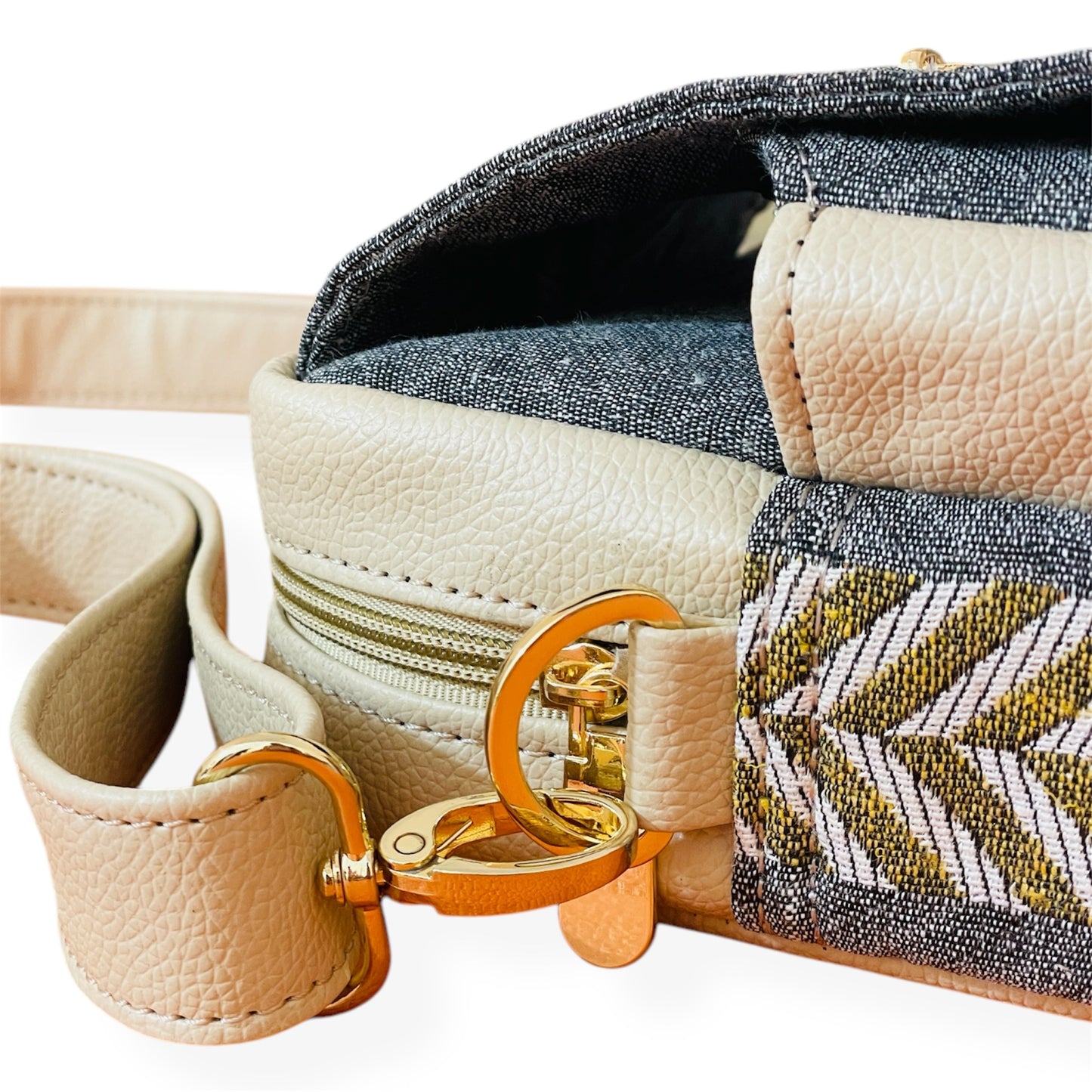 Twisty Trail  Messenger Bag