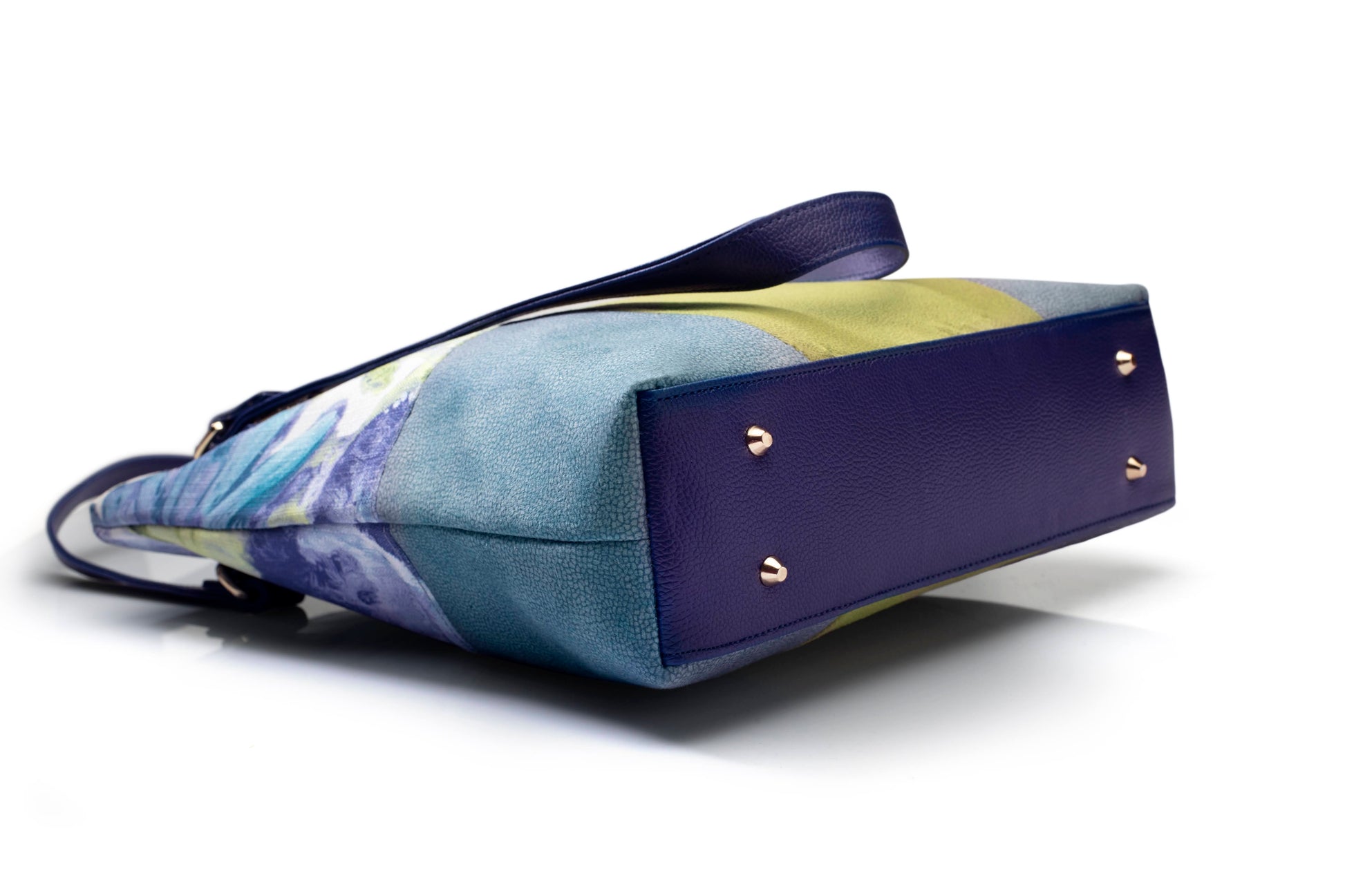 Whisper of Blossom Hand Bag - Viblee