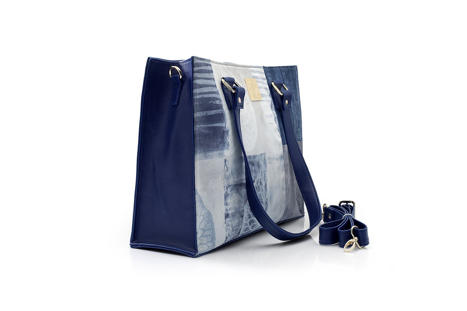 Whisper of Blossom Box Bag - Viblee